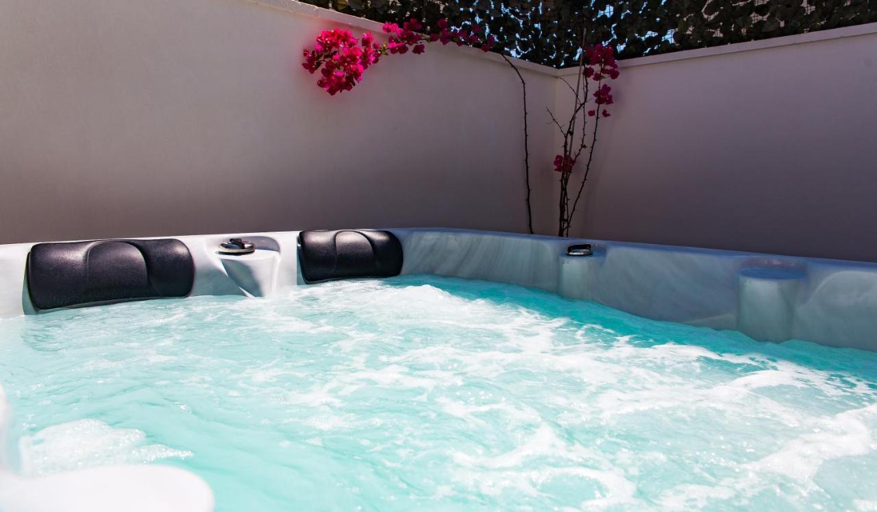Dal Signor Wolf Bed & Breakfast Pezze Di Greco Dış mekan fotoğraf