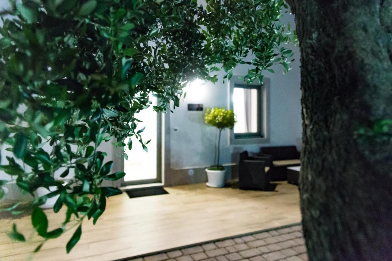 Dal Signor Wolf Bed & Breakfast Pezze Di Greco Dış mekan fotoğraf